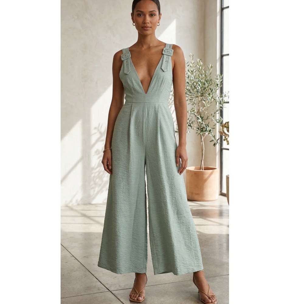 ASOS Womens Wide Leg Jumpsuit Sz 2 Sleeveless V Neck Lightweight Minimalist Chic